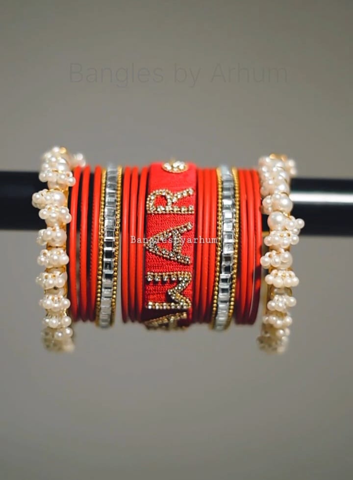 CUSTOMIZE NAME BANGLES SET.